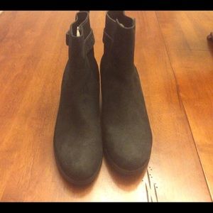 UUG Waterproof Suede Wedge Boots